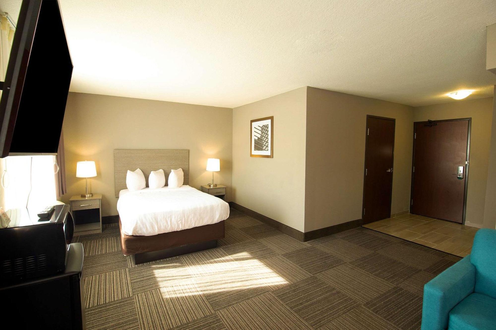 Quality Inn & Suites Hammond Near I-8090 Exterior photo